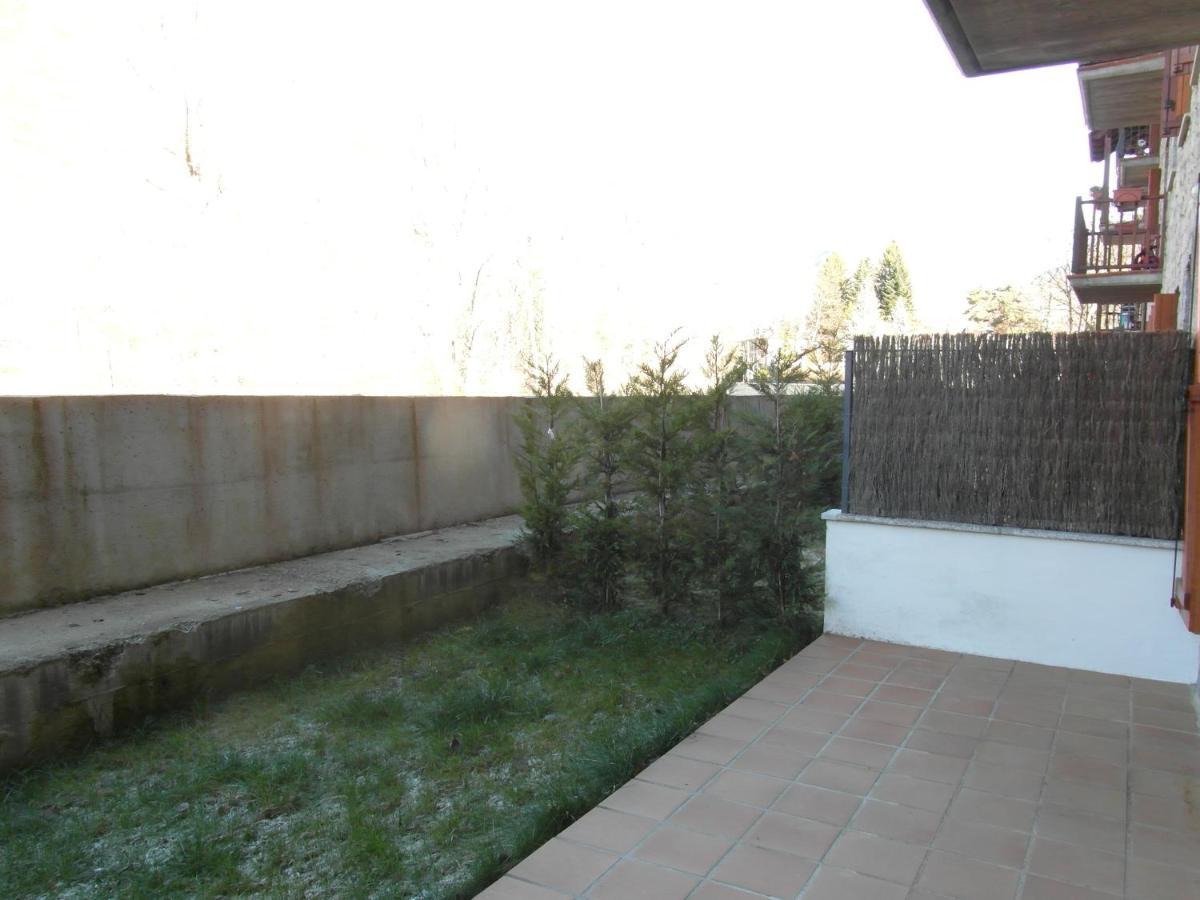 B25 - La Granja, Bajo Con Jardin - Villmor Apartment Benasque Exterior photo